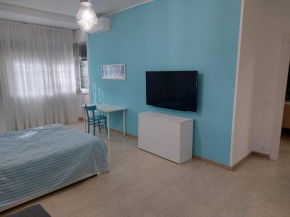 CASA AZZURRA con PARKING AUTO Genova